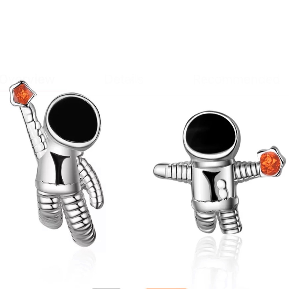 ASTRONAUT ASYMMETRIC EARRINGS - Picture 6 of 10
